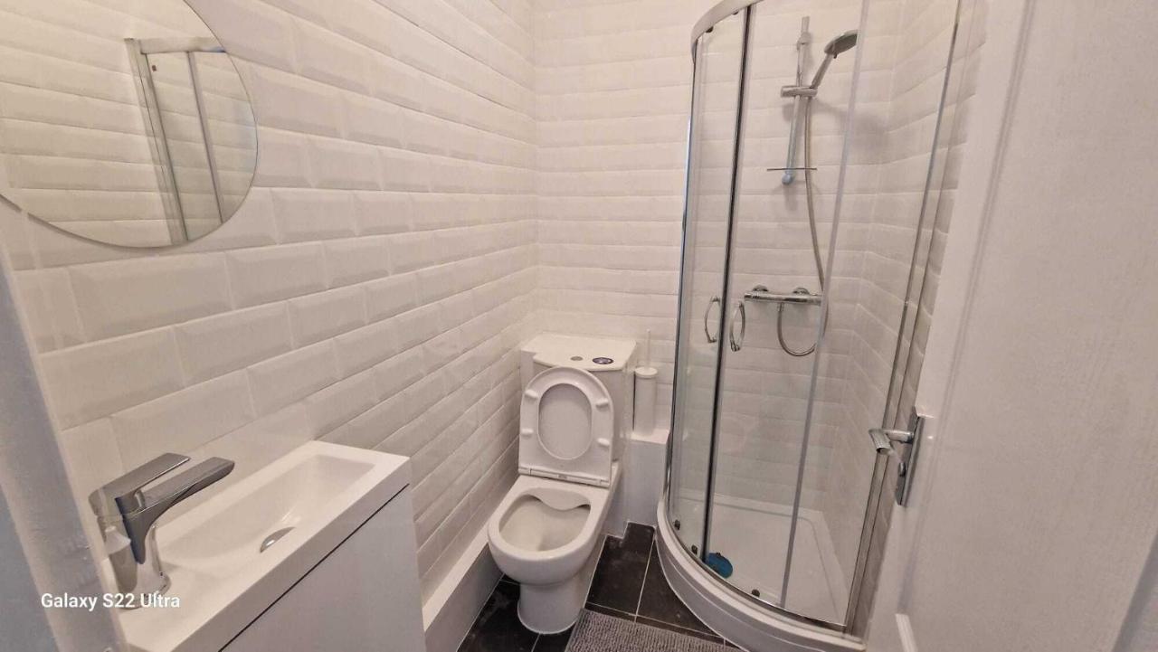 Sapphire Apartments Cardiff Luaran gambar